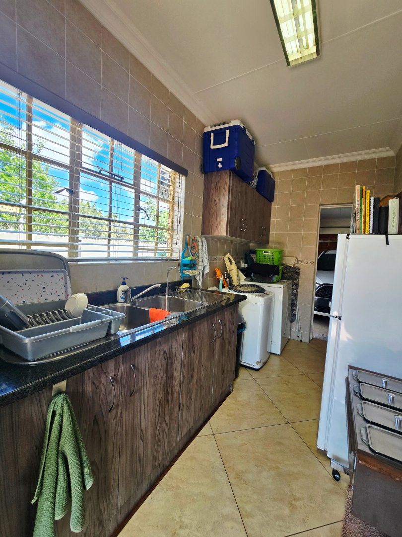 3 Bedroom Property for Sale in Flimieda North West